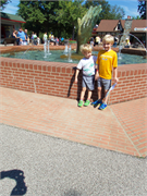 12-HolidayWorld