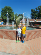13-HolidayWorld