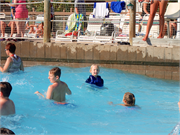 38-HolidayWorld