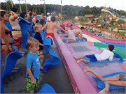 43-HolidayWorld