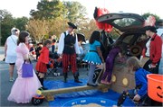 121-TrunkOrTreat2016