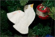 090-Ornaments