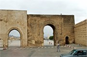 015-Fez