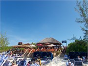 05-HalfMoonCayBahamas