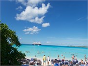 03-HalfMoonCayBahamas