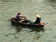 099-35-HaLongCity