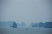 117-02-HaLongSailIn
