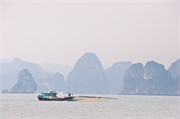 02-HaLongBayCruise