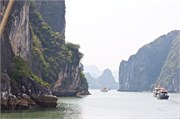 05-HaLongBayCruise