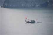 13-HaLongSailIn