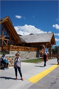 034-32-LakeLouise