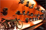 042-26-H-D_Museum_Milwaukee
