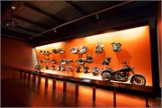 055-54-H-D_Museum_Milwaukee