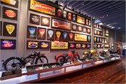 057-56-H-D_Museum_Milwaukee