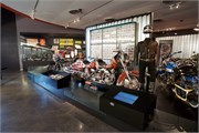 063-62-H-D_Museum_Milwaukee
