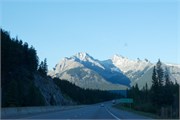 30-CalgaryToLakeLouise