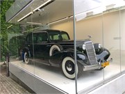 081-05-Warsaw_Cadillac