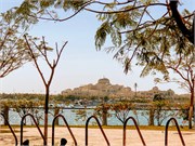 030-Abu_Dhabi