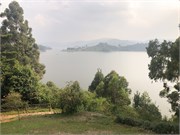 004-LakeBunyonyi