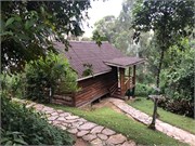 025-LakeBunyonyi