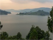 026-LakeBunyonyi