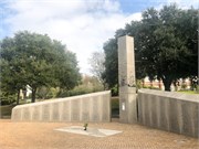 006-Columbia_Walk
