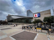 01Nascar-Hall