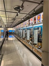 05Nascar-Hall