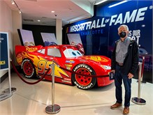 31Nascar-Hall