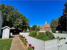 010_Harriet_Dean_House