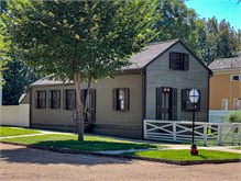 001_Charles_Arnold_House