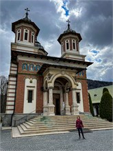32-Sinaia-Monastery