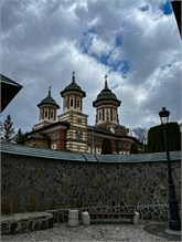 46-Sinaia-Monastery