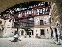 08-Peles-Castle
