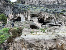 18-Vardzia