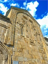 04-Ananuri-Fortress