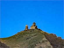 04-Gergeti-Trinity-Church