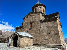 19-Gergeti-Trinity-Church