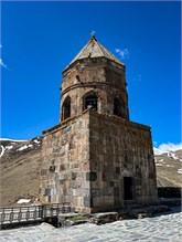 21-Gergeti-Trinity-Church