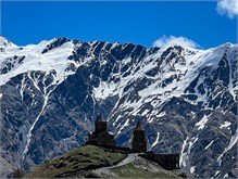 40-Gergeti-Trinity-Church