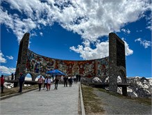 04-Friendship-Monument
