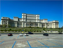 085-40-Palace-Parliament