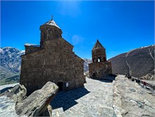222-23-Gergeti-Trinity-Church