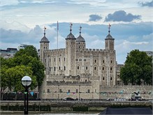 252-37-London-day1
