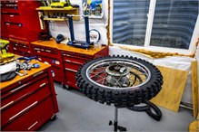 02-Kawasaki-Tire