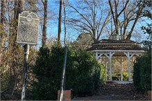 16-JeanBarrGazebo-2