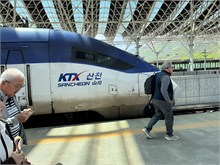 001-KTX