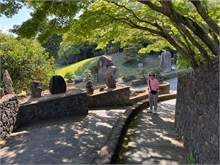 004-Spirited-Garden