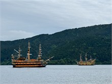 009-Lake-Ashi
