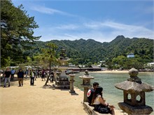 004-Itsukushima-Shrine